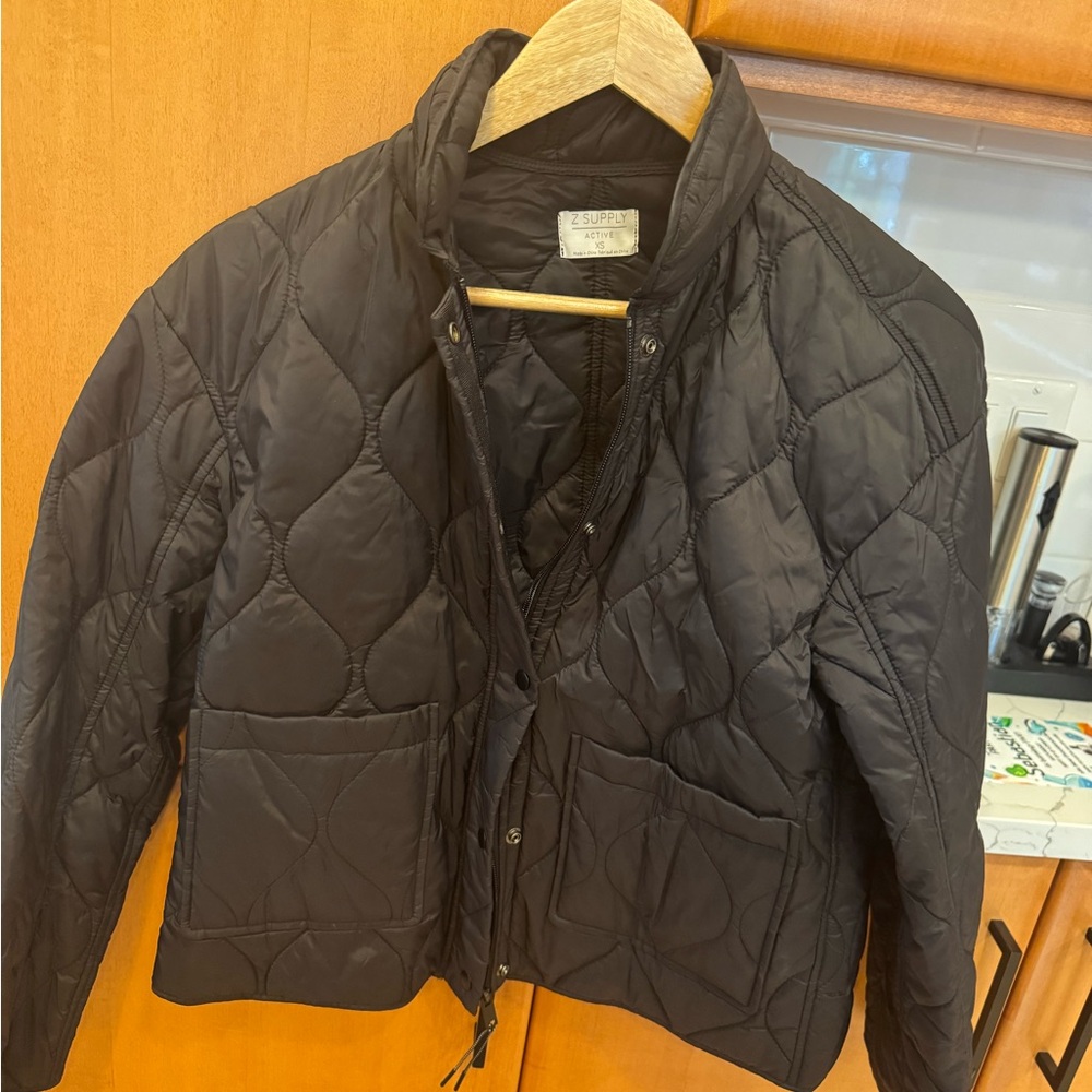 Z Supply On the Go Black Quilted Women's Jacket XS
